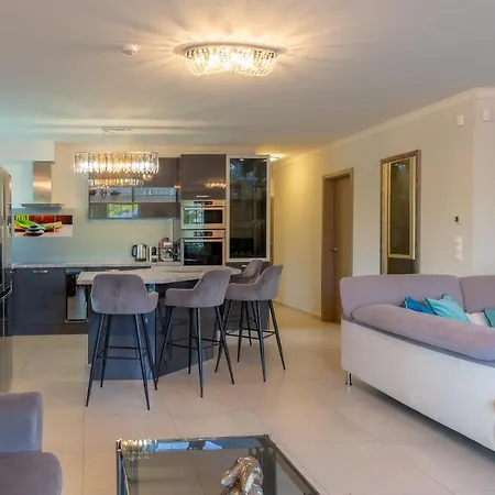Apartman Admiral Luxury Iv Apartman By Bltn Siófok