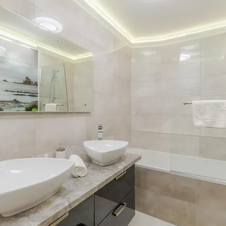 Admiral Luxury Iv Apartman By Bltn Apartment