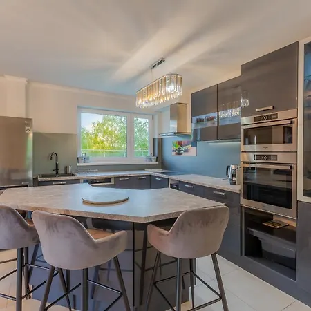 Apartment Admiral Luxury Iv Apartman By Bltn Siofok