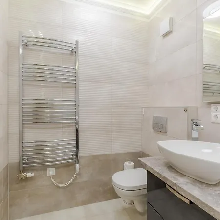 Διαμέρισμα Admiral Luxury Iv Apartman By Bltn *