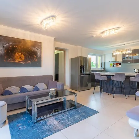 Admiral Luxury Iv Apartman By Bltn Σίοφοκ