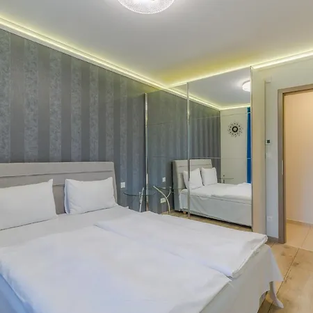 Admiral Luxury Iv Apartman By Bltn Apartment
